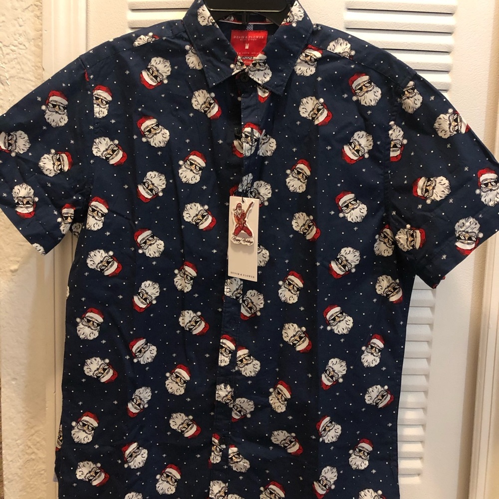 Christmas 🎄 shirt with Santa